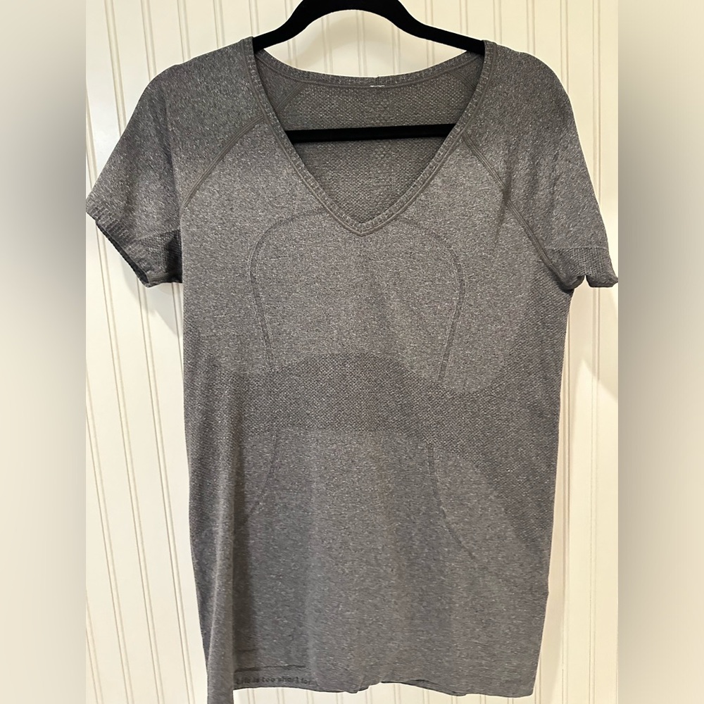 Lululemon Swiftly Tech Short Sleeve 2.0 City Grey